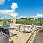 Villa Filia Stone