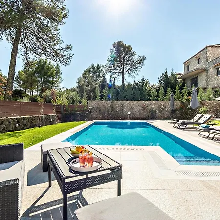 Filia Stone Вилла