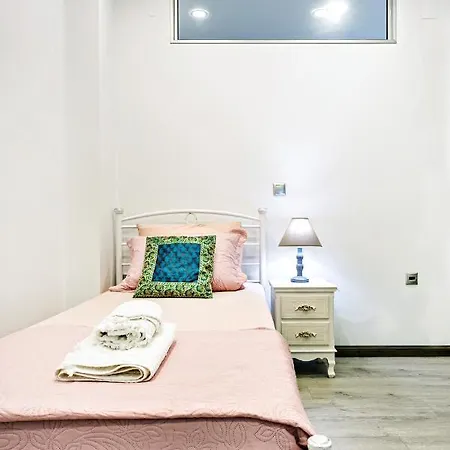 Filia Stone Гоувия